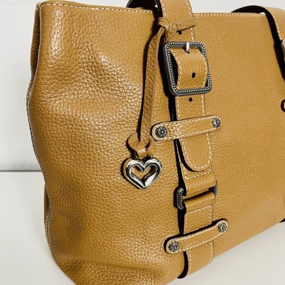 Brighton Large Shoulder Bag Tan Latte Leather D244752 with Charm - Immaculate! - Picture 8 of 14